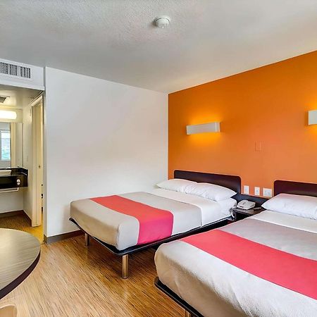 Park Inn By Radisson, Thornton Kültér fotó