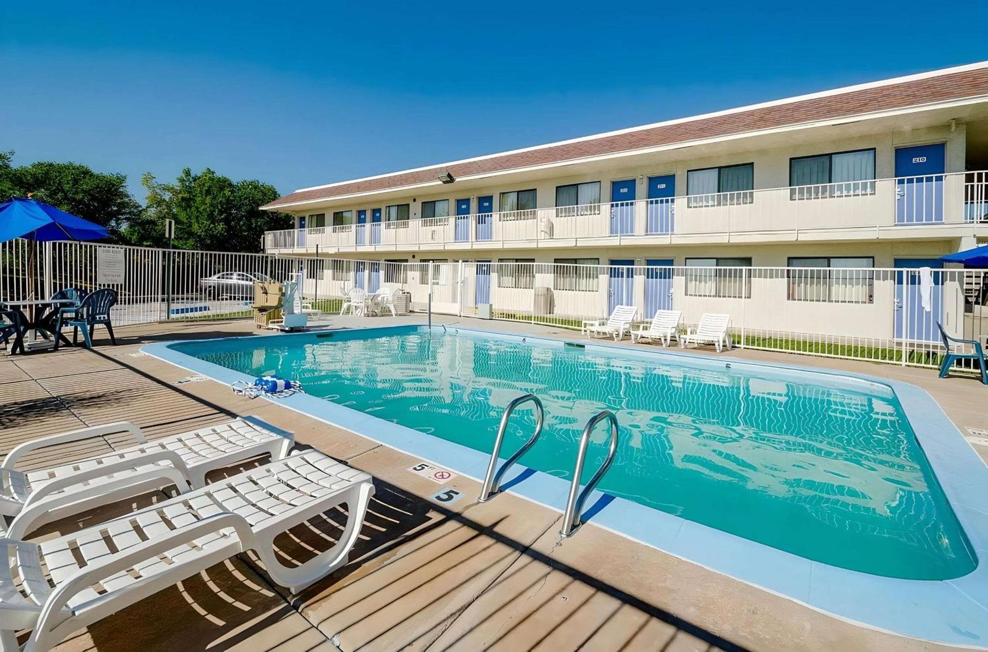 Park Inn By Radisson, Thornton Kültér fotó