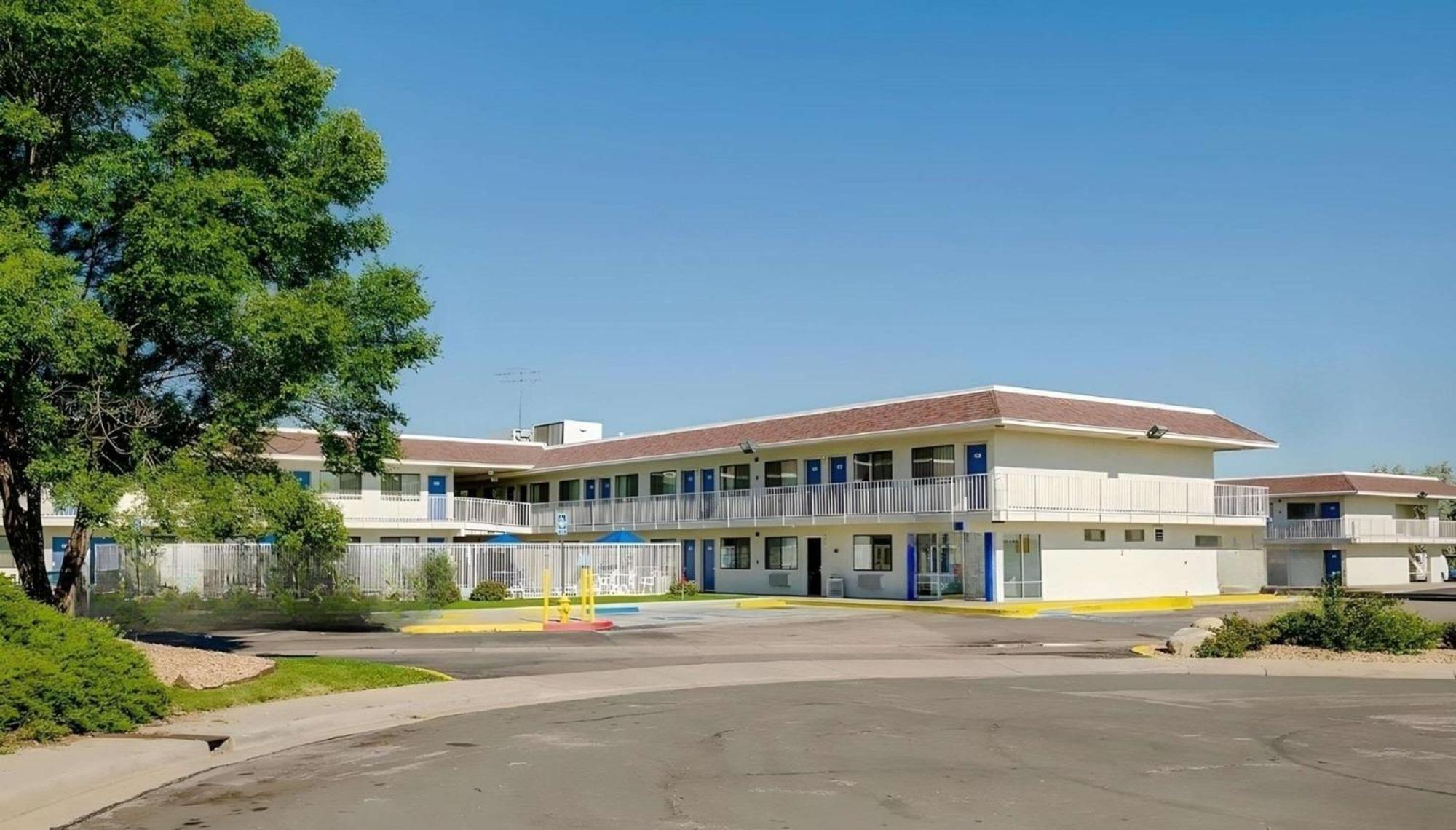 Park Inn By Radisson, Thornton Kültér fotó